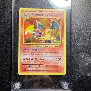 2016 Charizard evolutions holographic